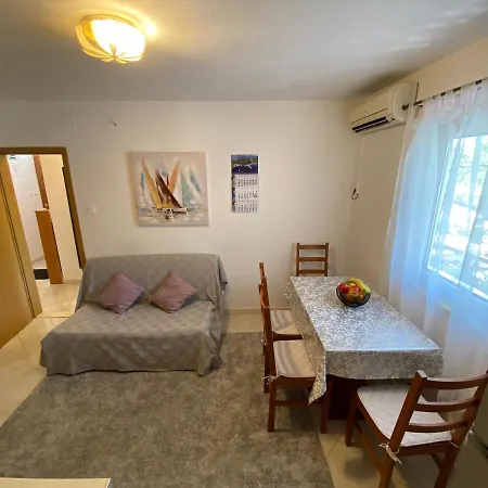 Appartement Jela Cibaca